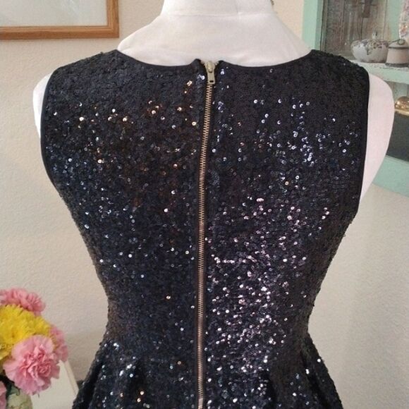 ISSI Sparkly Black Dressy Dress - Picture 6 of 10